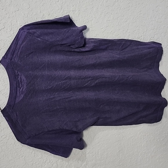 Purple tee - Picture 4 of 6